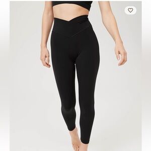 OFFLINE REAL ME HIGH WAISTED CROSSOVER LEGGING